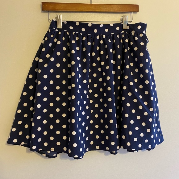 Navy and white polka dot circle skirt - Picture 1 of 4